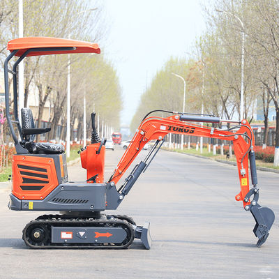コンピューター 製 の ガーデン ミニチュア 掘り 機
