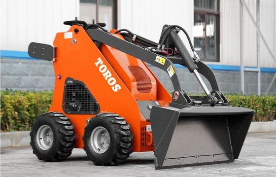 強力なミニ スタンドアップ スキッドステア 農業 スキッドステア 多用途