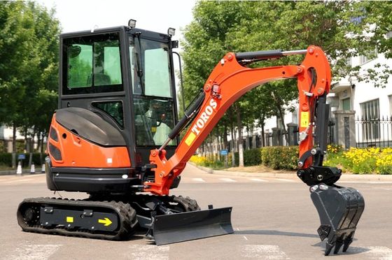 クローラートロスの小型掘削機道路修理のための2.6トンの小さい掘削装置